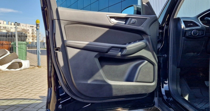 Ford S-Max cena 69900 przebieg: 153976, rok produkcji 2017 z Boguchwała małe 436